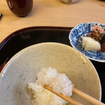 山玄茶 - 煮えばなをあつあつ、ふうふう。ツヤツヤピカピカのお米がふっくら立っています！