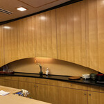 山玄茶 - シンプルな店内。落ち着いた室礼です。