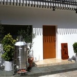 御田町 桃の木 - リニューアル後の店構え