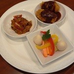 あらえびす - 8月11日　本日の小鉢料理3点盛り　700円