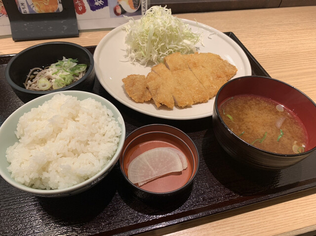 双葉 名駅エスカ地下街店 名古屋 とんかつ 食べログ
