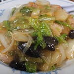 ラーメン ぱっくん亭 - シンプルで野菜たっぷりの中華丼