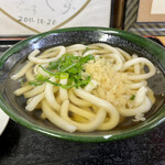 麺や 吉村 - ちょっと丸っこいうどんです。