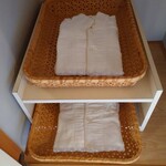 あさば - 一枚ずつ 素敵な籠にいれてます