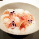 フロリレージュ - 桃のコンポートとヨーグルトのムース