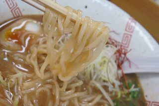 Ramen Ya Shichi - 醤油らーめんの麺