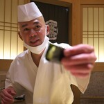鮨 さいとう - 意外と大将の目はカワイイ。意外と言ったら叱られるな(笑)
