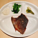 産直鉄板　くり - メジナの焼き魚定食