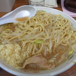 ラーメン二郎 - 野菜を先に頂きまして