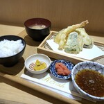 海鮮丼・天ぷら 博多 喜水丸 - レディース天ぷら定食（759円：税込）