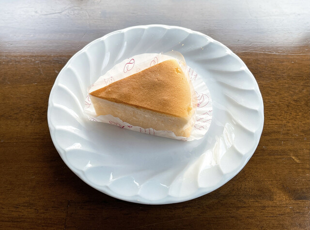 ジーケービーカフェ Gkb Cafe 岩波 カフェ 食べログ