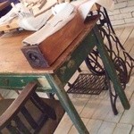 ジュンズプラスアルファ カフェニセンジュウ - 一人席も有りました。