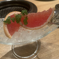 北新地 肉料理 名門 - 