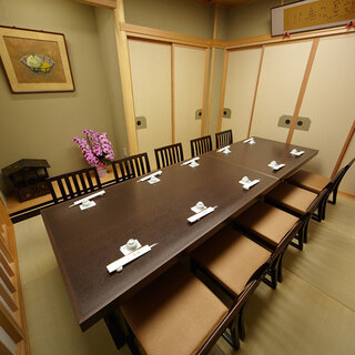 接待やお顔合わせなど大切なシーンに