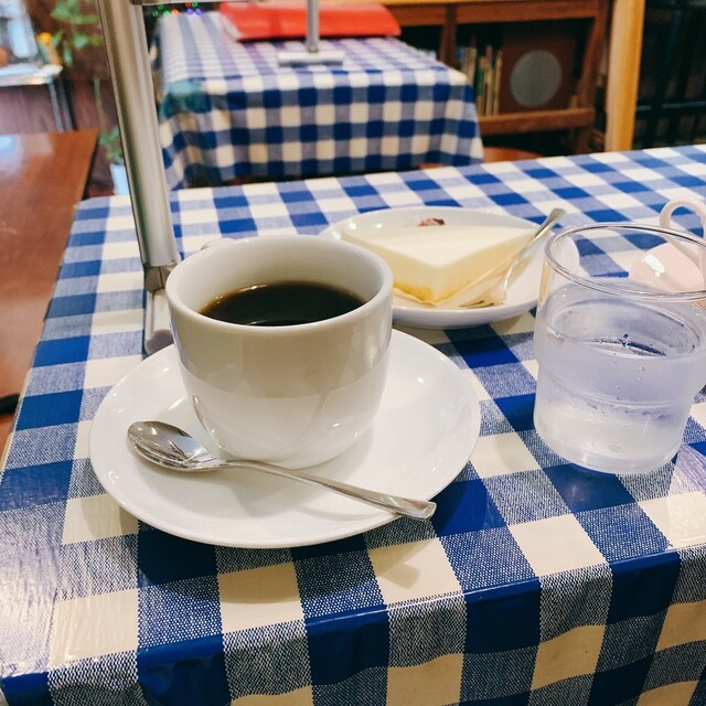ケーキセット 占い付き By 仙人 55日 ピーランド ｐ ｌａｎｄ 稲荷町 喫茶店 食べログ