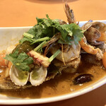 Spice&Dining KALA - 3種の出汁を取り魚介満載に仕上げてる♡