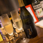 タケル クインディチ - ファランギーナ スプマンテ "クイド"