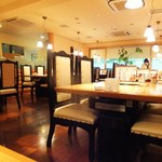 韓食苑　恭楽亭 - 広々として清潔感のある店内