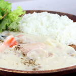 コワーキングスペースKatsuki Cafe - チキンクリームシチューボール