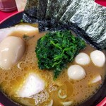 横濱家系ラーメン 勝鬨家 - 