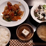 Toufu Kafe Ando Ba- Den - ソイミートの酢豚風ランチ980円