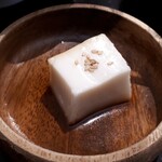 Toufu Kafe Ando Ba- Den - 胡麻豆腐