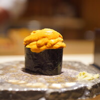 海味 - 馬糞雲丹とムラサキ雲丹のミックス