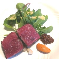 La Brianza - 北海道産A5和牛フィレ(あるいはカブリ？)炭火焼きタスマニア産マスタードとロメスコ添え。柔らかくて味わいの濃いお肉とてもおいしい。火入れの感じが最高☆☆