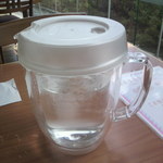 中国料理 同楽縁 - 水（もちろん無料です）