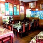 フレスガッセ - 意外と落ち着いた店内！