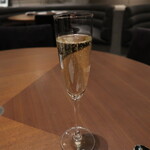 カントニーズ 燕 - 乾杯シャンパン　Free