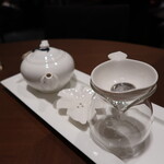 カントニーズ 燕 - 鳳凰単叢蜜蘭香　3025円