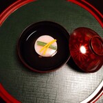 あさば - 松葉蟹新薯椀   美しい 澄んだおすまし