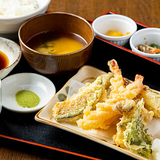 [Suitengu original treat] Enjoy reasonable seasonal fresh gozen