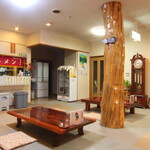 Motoyu Hakoyama Onsen - 日帰りの食堂は、リーズナブルな500円代から食べられる大衆食堂メニューラインナップ。お昼と夜の営業