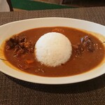 AKIO.S BAR - 国産A5牝牛たんすじトマトカレー