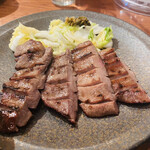味の牛たん 喜助 - 特切り厚焼定食　2枚4切　2,035円