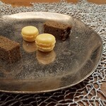 コンヴィヴィアリテ・イチノセ - 