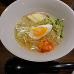 Dokusen sumibiyaki niku hitorijime - ハーフ冷麺