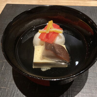 おおたに - ずわい蟹真丈と原木椎茸のお椀