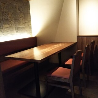 個室ＶＩＰ利用はルームチャージとして3000円頂いております。