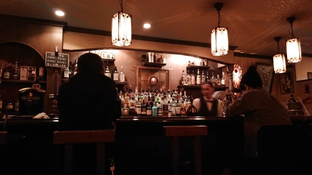 Gillie's BAR photo 4