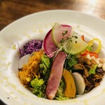 Farmer's salad with 10 kinds of vegetables