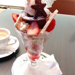 ショコラティエ パレ ド オール - ジンジャーマンのチョコレート  飾りのチョコはその時々で変わるそうです