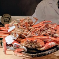 御料理 まつ山 - 蒸しあがった石川県金石の香箱蟹