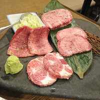 炭火焼肉 日本橋イタダキ - 