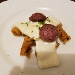 Rukokku - 鹿ソーセージとチーズのパスタ