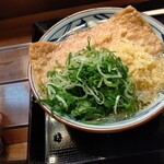 丸亀製麺 - 【2020.12.17(木)】きつねうどん(並盛)440円