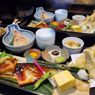 なおすけ 離れ_0