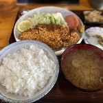 Kappou Takara - トンカツ定食 1000円